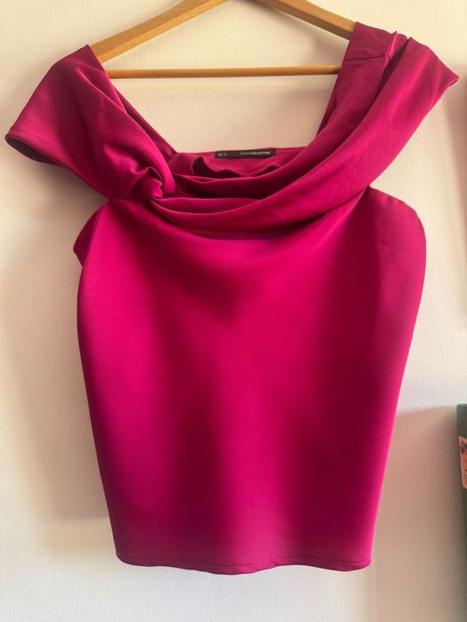 Blusa Rosa de Cetim Elegante – Tamanho M | Suave & Chique
