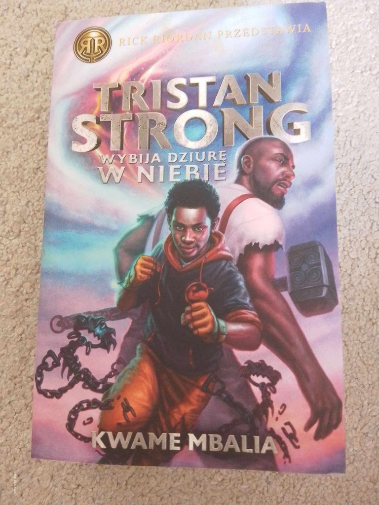 Tristan Strong wybija dziurę w niebie, Kwame Mbalia