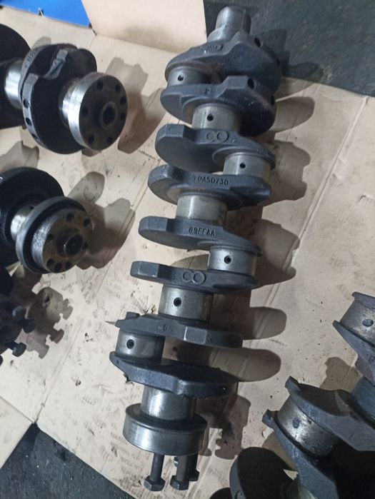 Продам колінвал на Форд