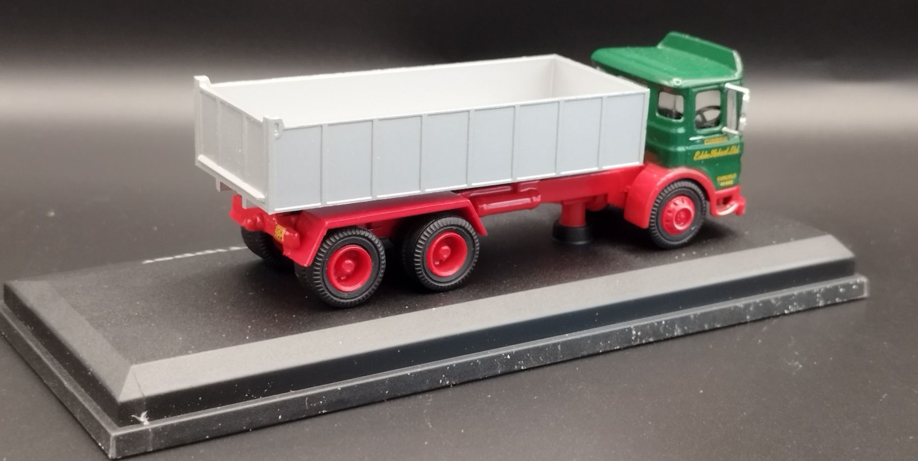 1:76 Atlas ACE Ergomatic 6 Wheel Tipper E.Stobart model nowy