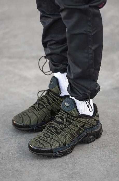 Мужские кроссовки Nike Air Max Plus Lace Toggle 40-46 найк