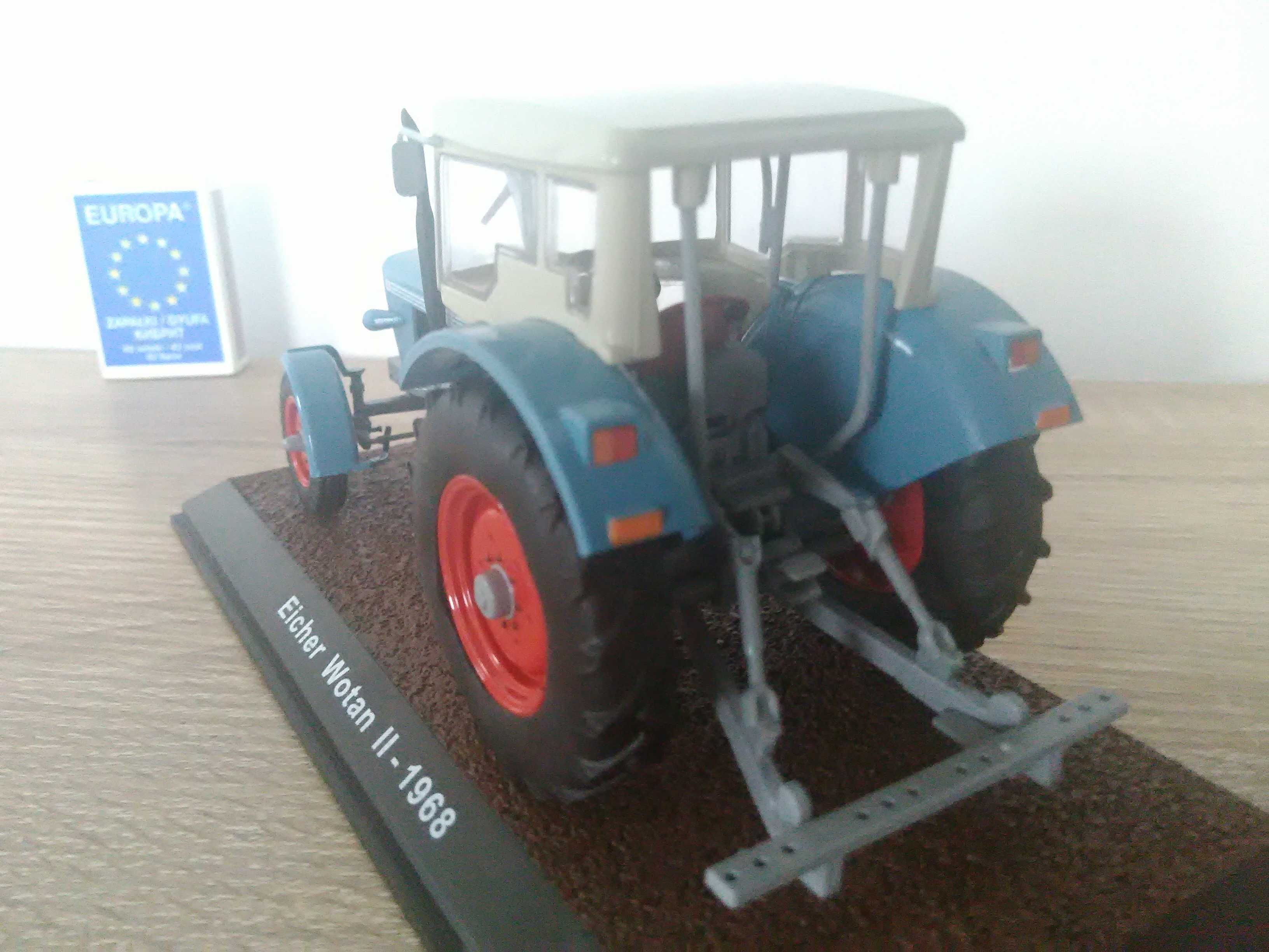 model traktor 1968 ciągnik rolniczy 1:32 retro Ursus Zetor zabytek 43