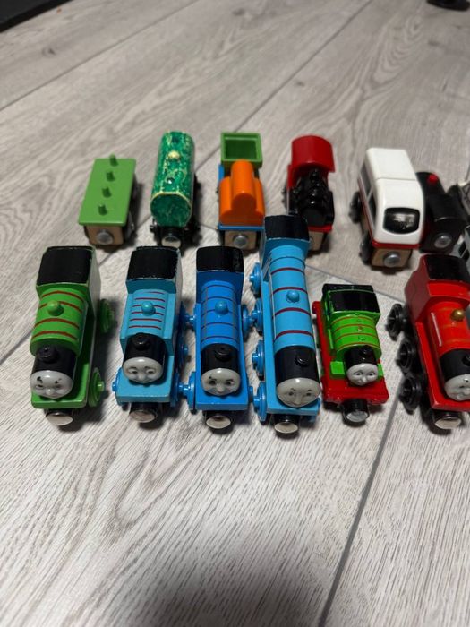 Потяги і рейки з дерева, Томас, ікея