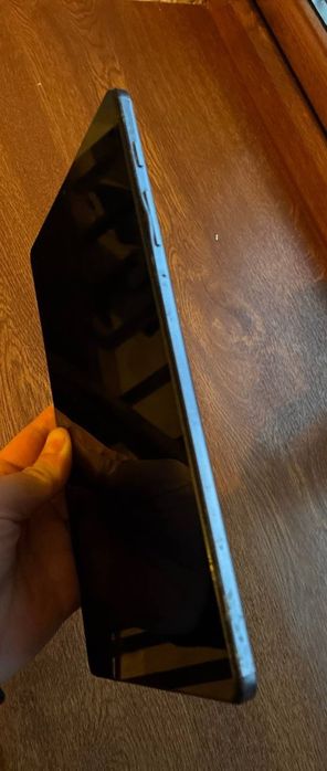 Продам планшет на запчасти