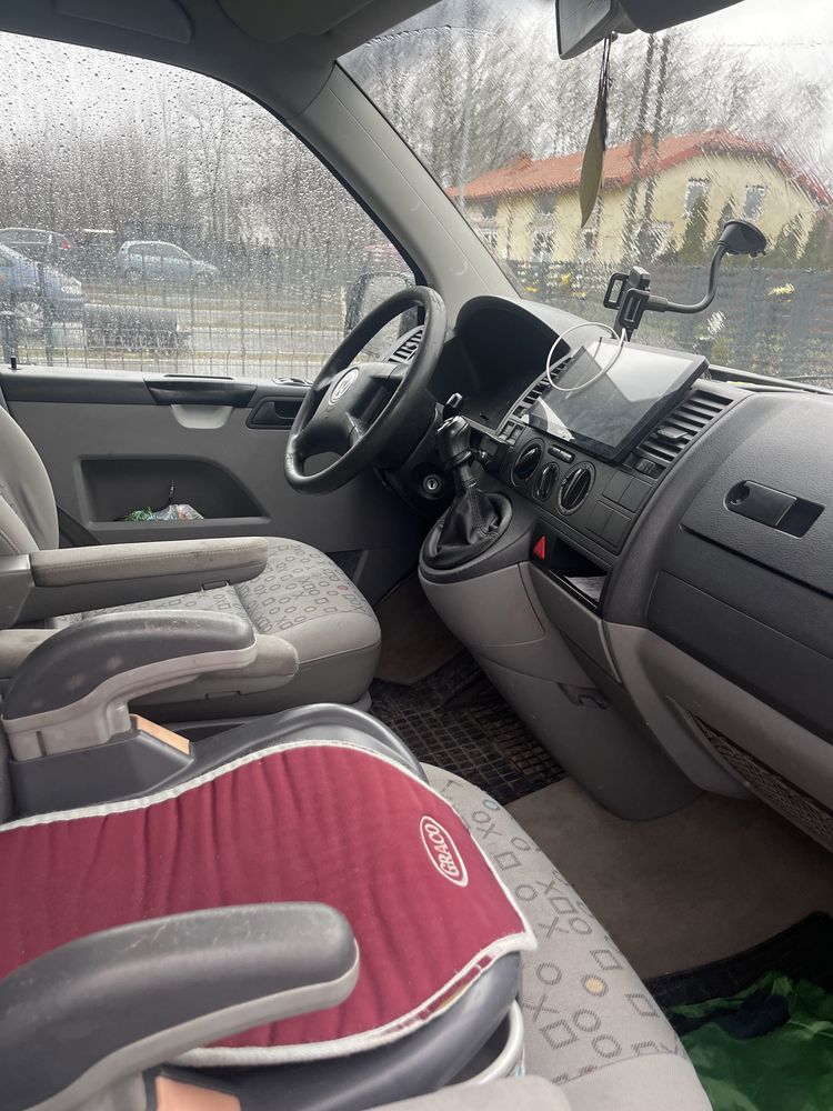 Volkswagen Transporter T5 1.9 TDI brygadówka klima