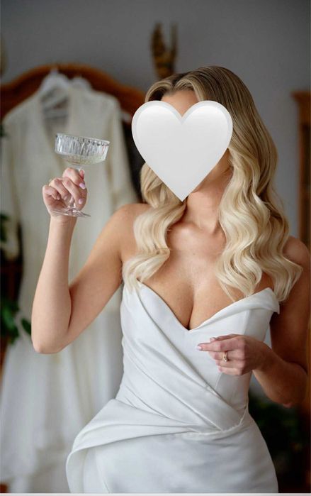 Suknia ślubna minimalistyczna