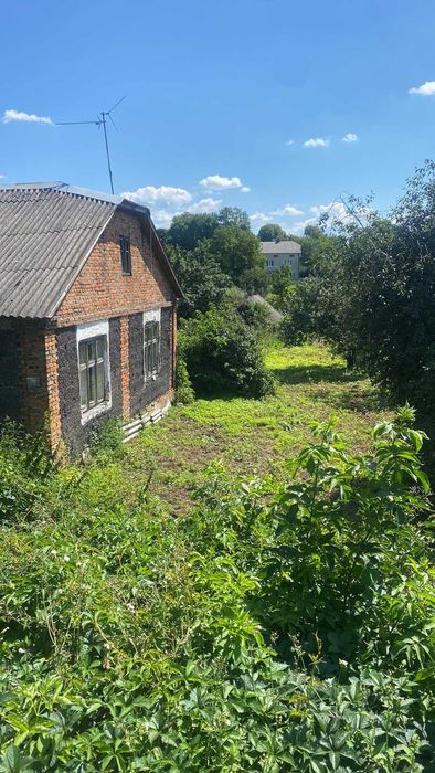 Продаж хати в с.Хороброві