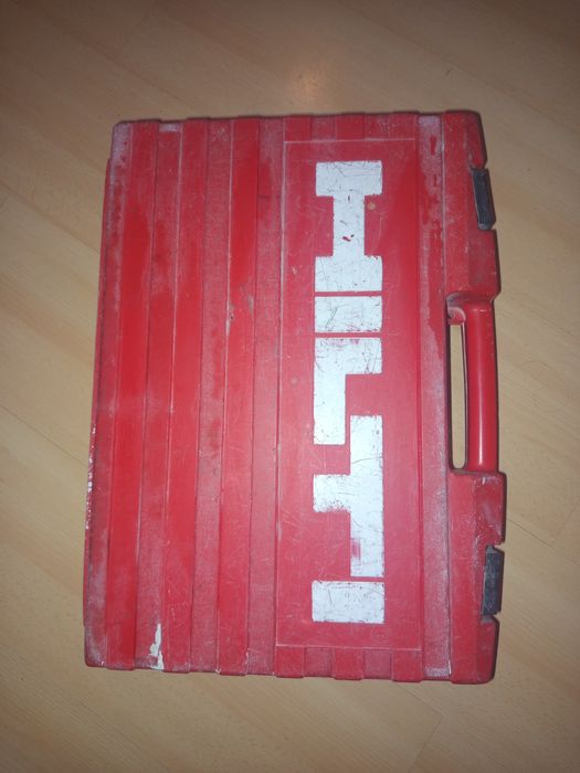 Wkrętarka z udarem HILTI