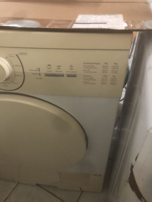 BALAY Maquina de secar roupa