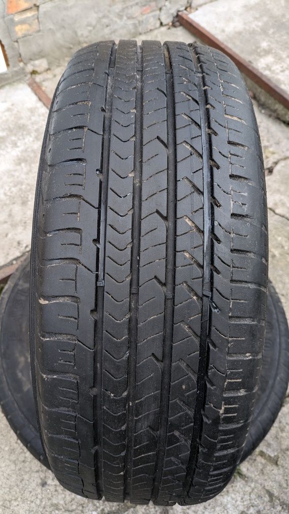 Шини 215/60 r16 GoodYear Eagle Sport