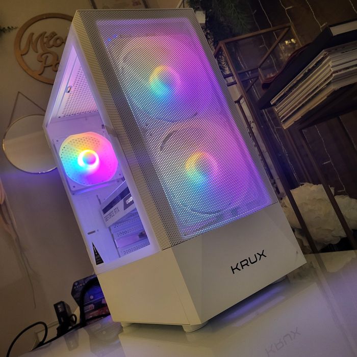 BIAŁY KOMPUTER RTX 3070 RYZEN 5 5600 ram 16gb  m2 512Gb SSD gamingowy