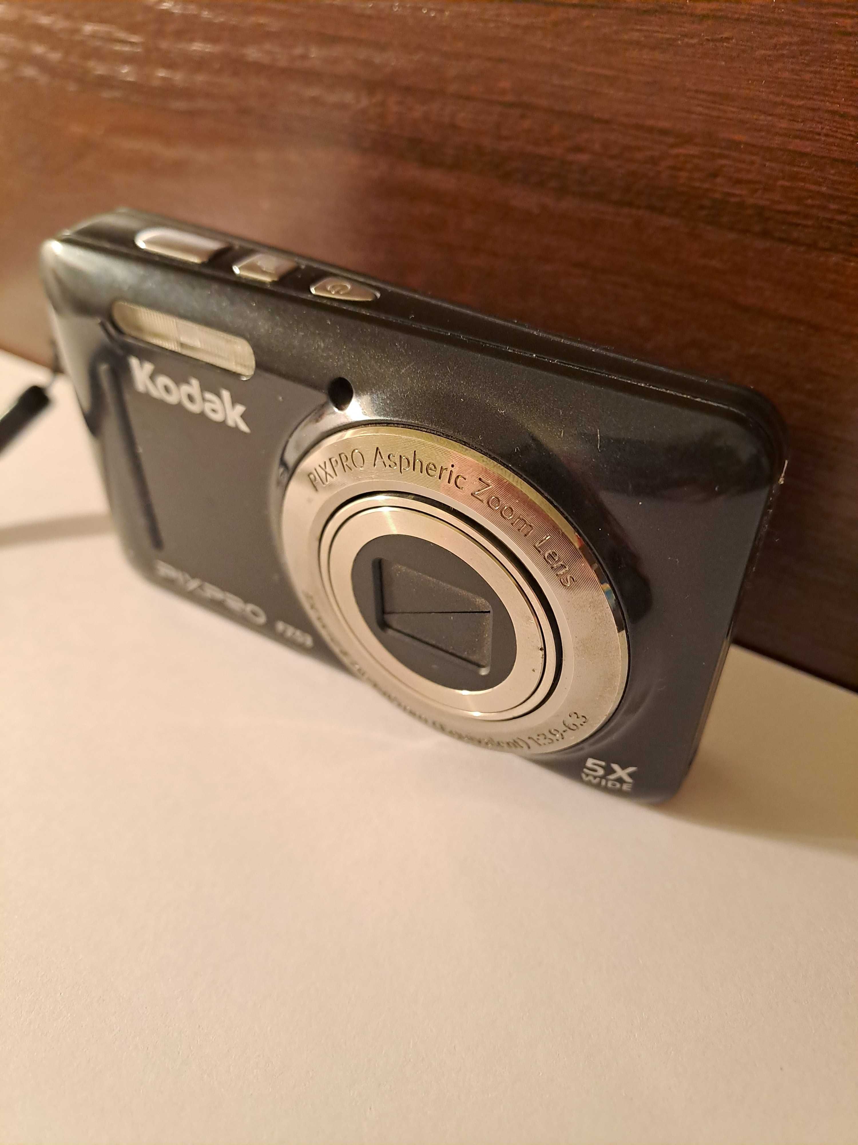 Cyfrowy aparat fotograficzny KODAK Pixpro FZ53