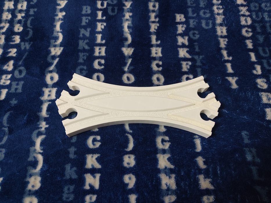 Єлемент "Перехрестя кругове" для дерев'яної залізниці Brio, Playtive