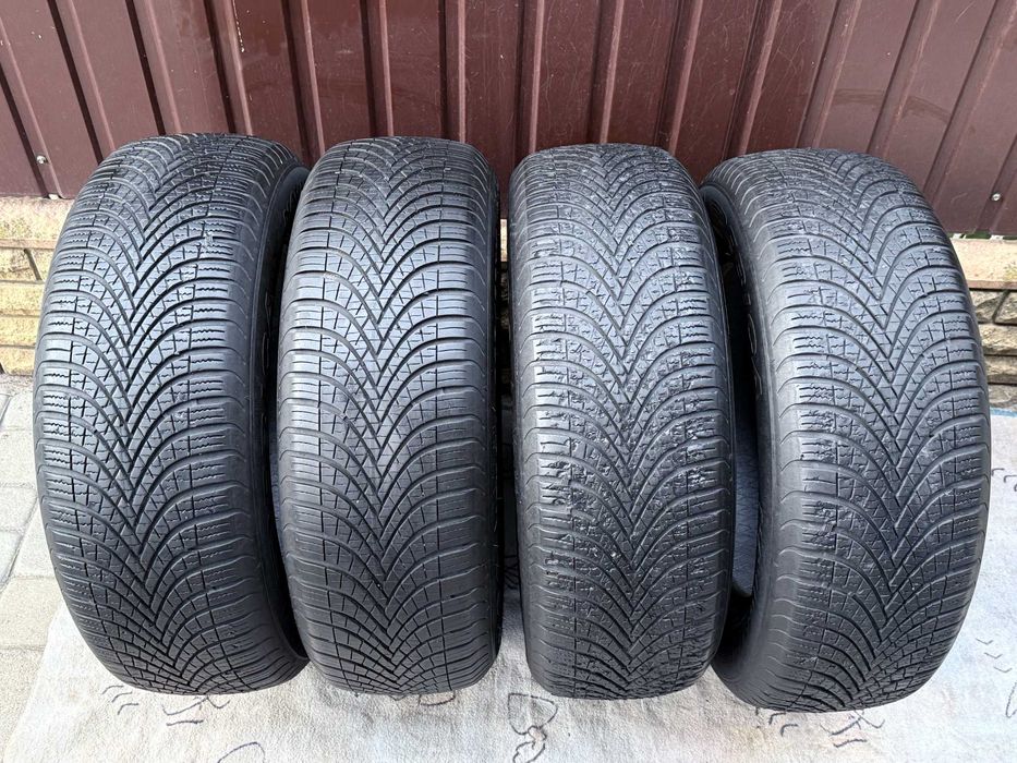 Продам комплект резины 225.65.R 17