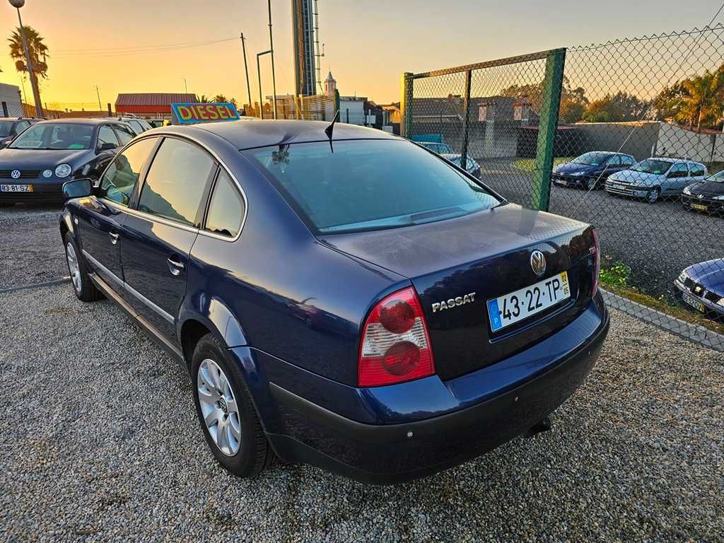 Vw Passat 1.9Tdi PD130Cv Cx/Auto 05/2002