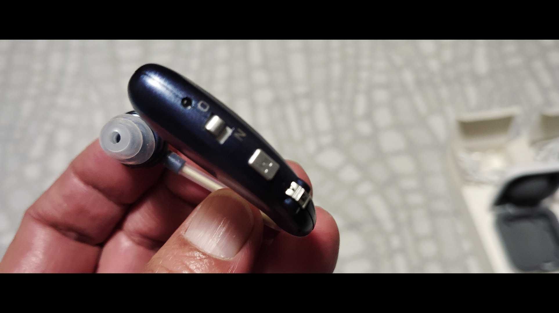 Auriculares amplificadores de som (USB)