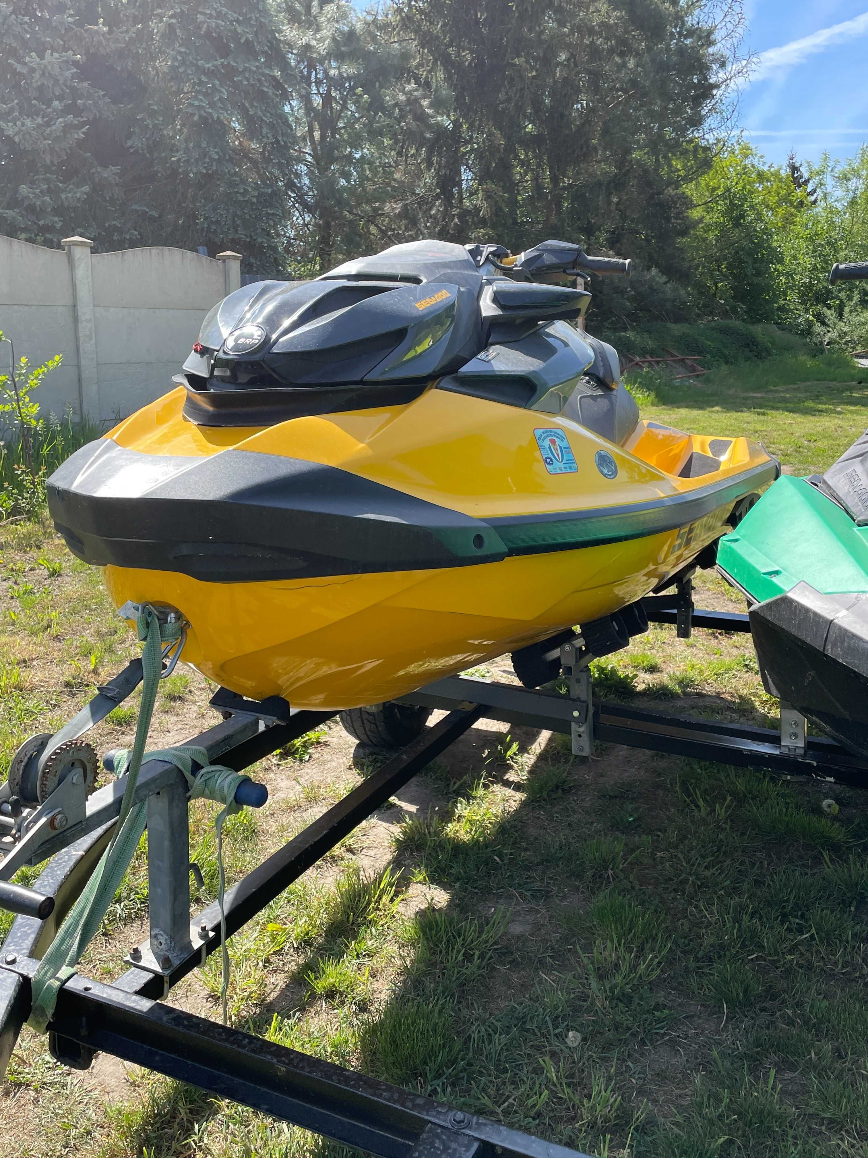 Sea-Doo RXP-X 300 | 2021 | 300KM | Custom Paint Czerwono-Czarny