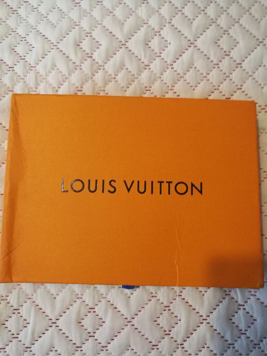 Caixa louis vuitton