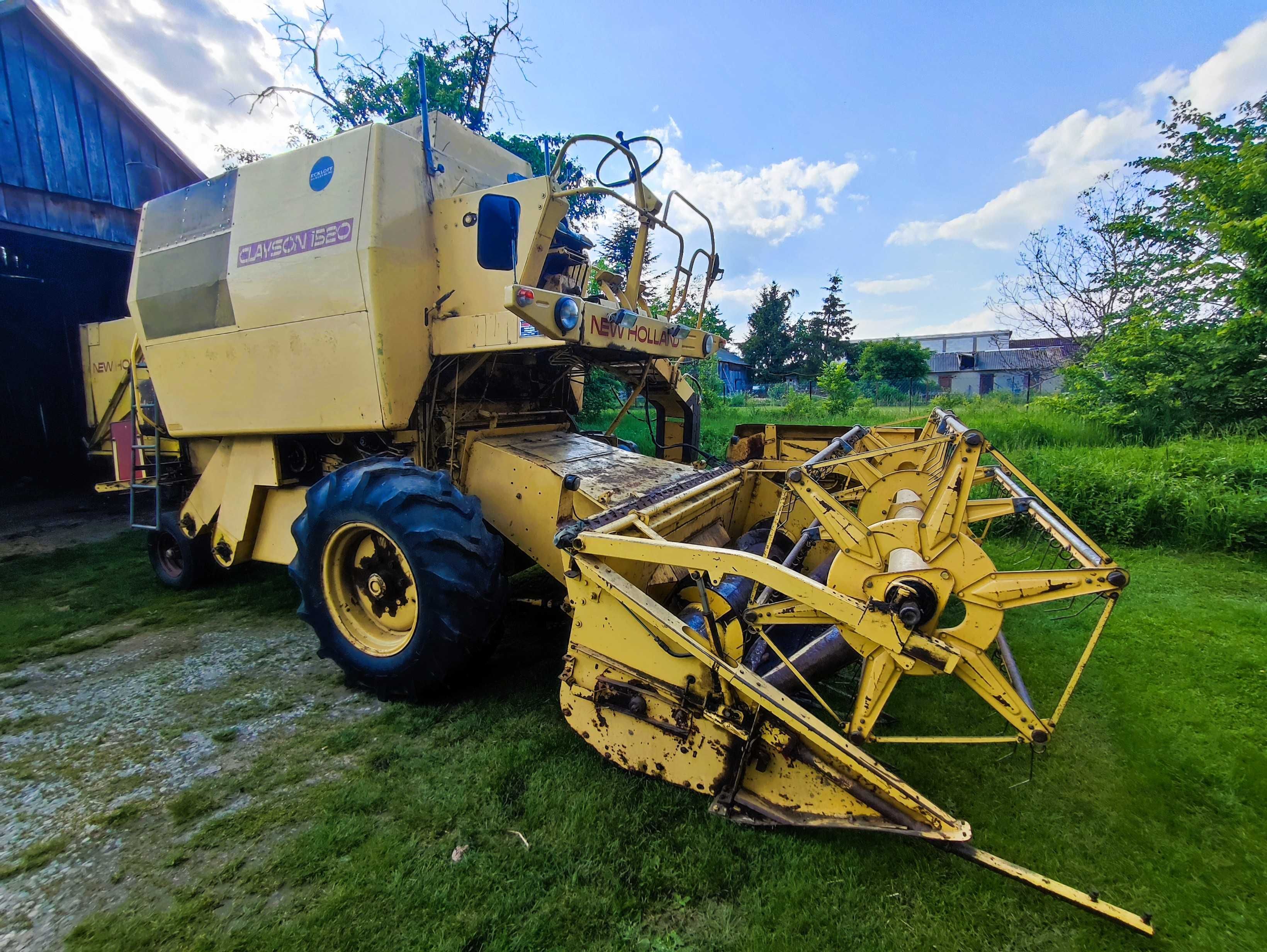 Kombajn New Holland 1520