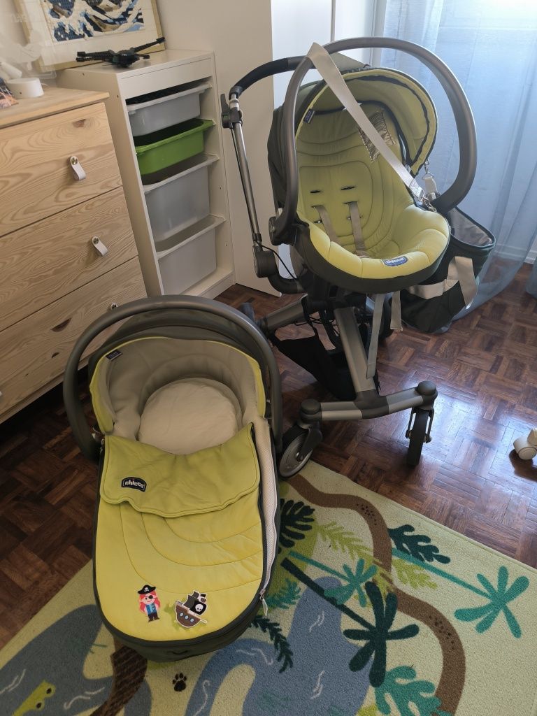 Carrinho de bebé i-move