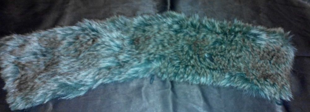 Комір та манжети хутро штучне, різні. Обмін чи продаж