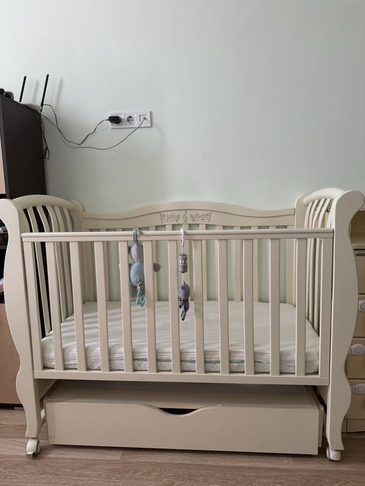 Кроватка та комод пеленатор ВЕРЕС