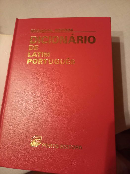 Vendo dicionários