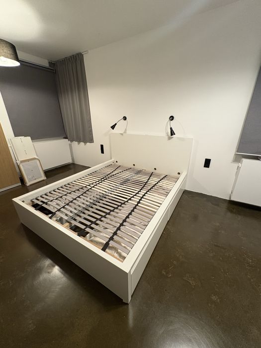 Łóżko białe MALM z 4 szufladami 160x200 białe / dno Lönset