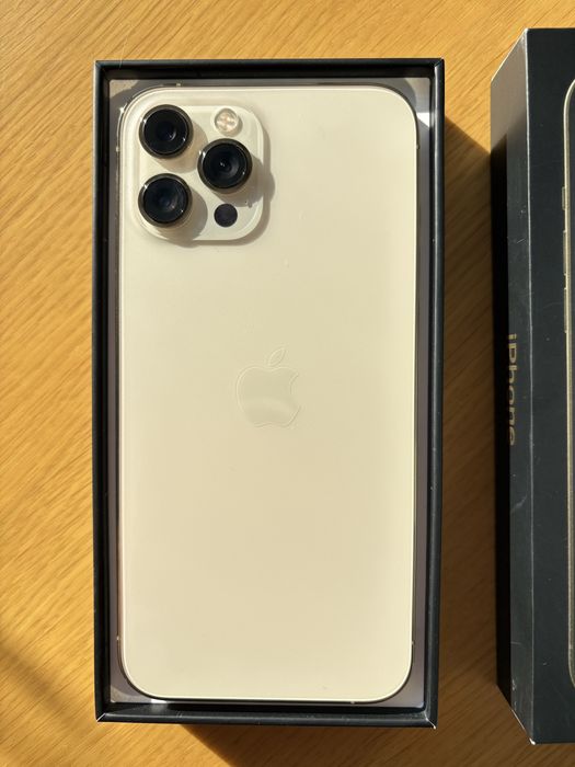 Iphone 12 pro max GOLD