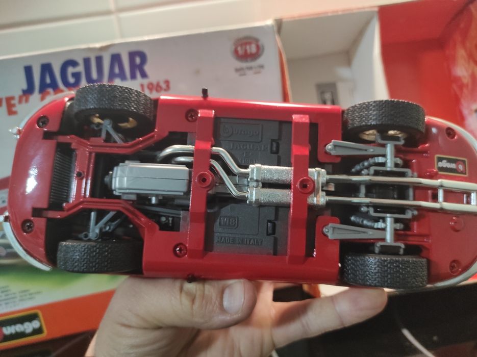 1/18 Jaguar e coupé Burago kit carro coleção miniatura