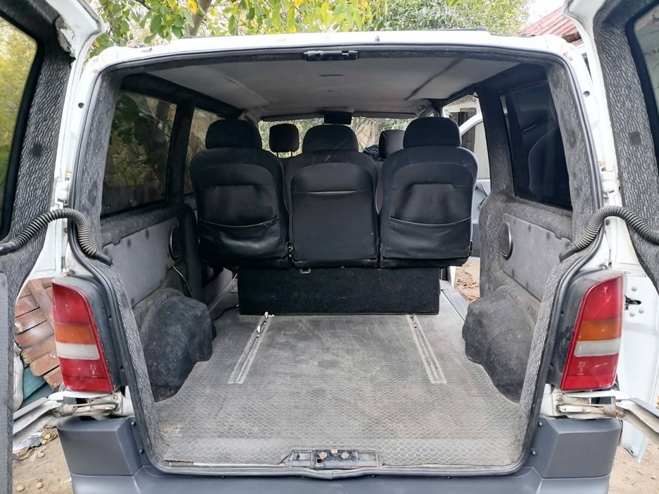 Продам автомобіль Mercedes Vito