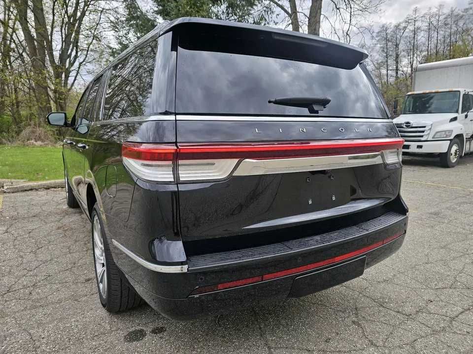 2022 Lincoln Navigator