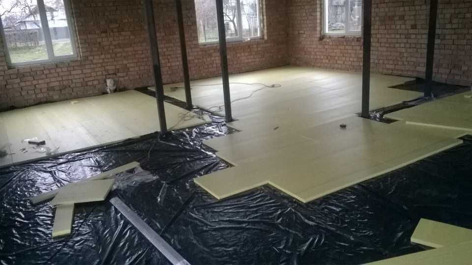 Сонячна ділянка + просторий будинок у місті Косів | 2500 м² землі