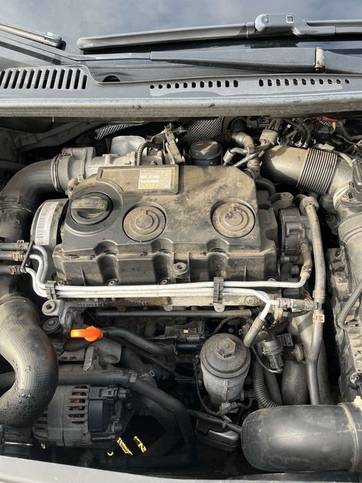 Volksvagen cadyy  2010 рік