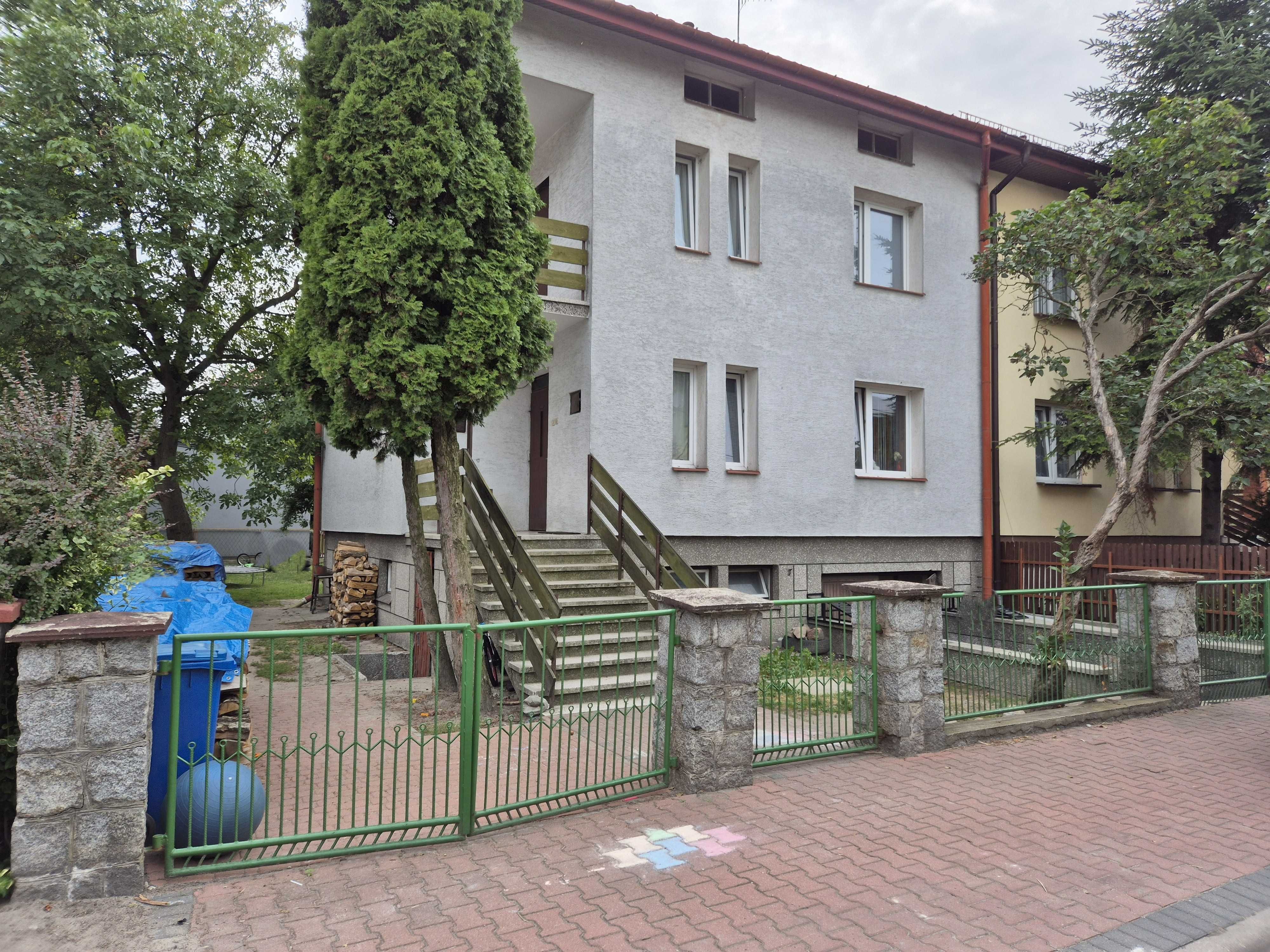 Dom jednorodzinny w zabudowie bliźniaczej
