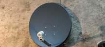 Antena satelitarna