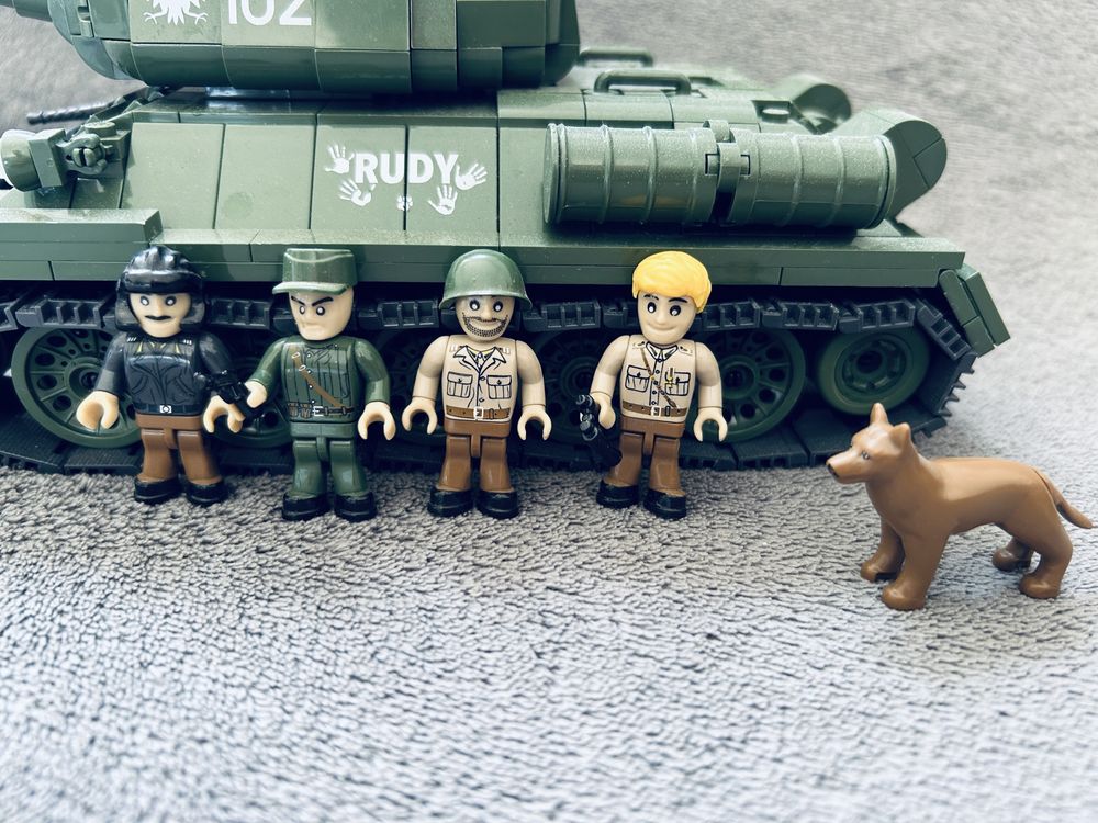 Klocki Cobi 2486 czołg T34/85 Rudy 102 cobiJ45