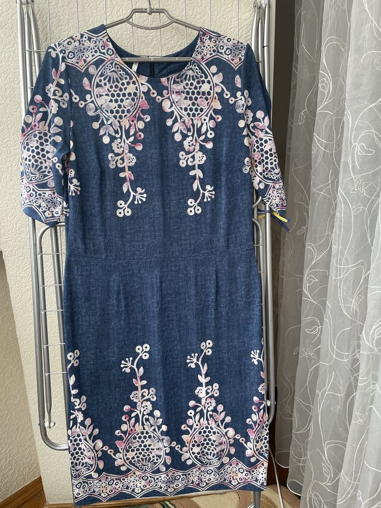 Розпродаж суконь плаття 48-54р