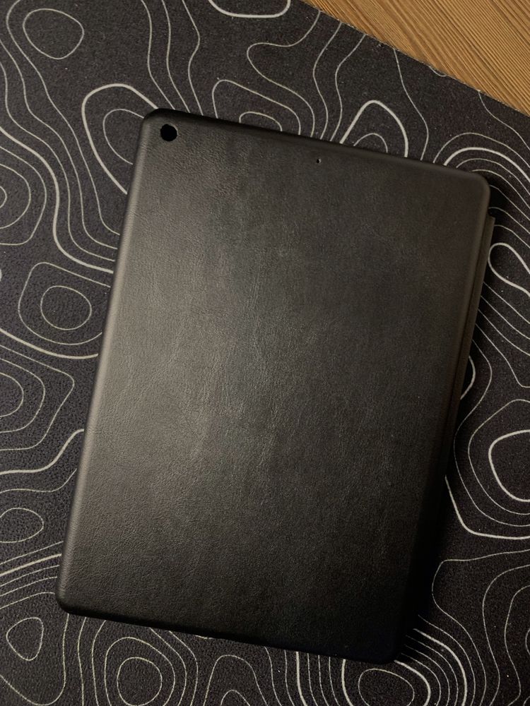 Чохли на різні моделі iPad