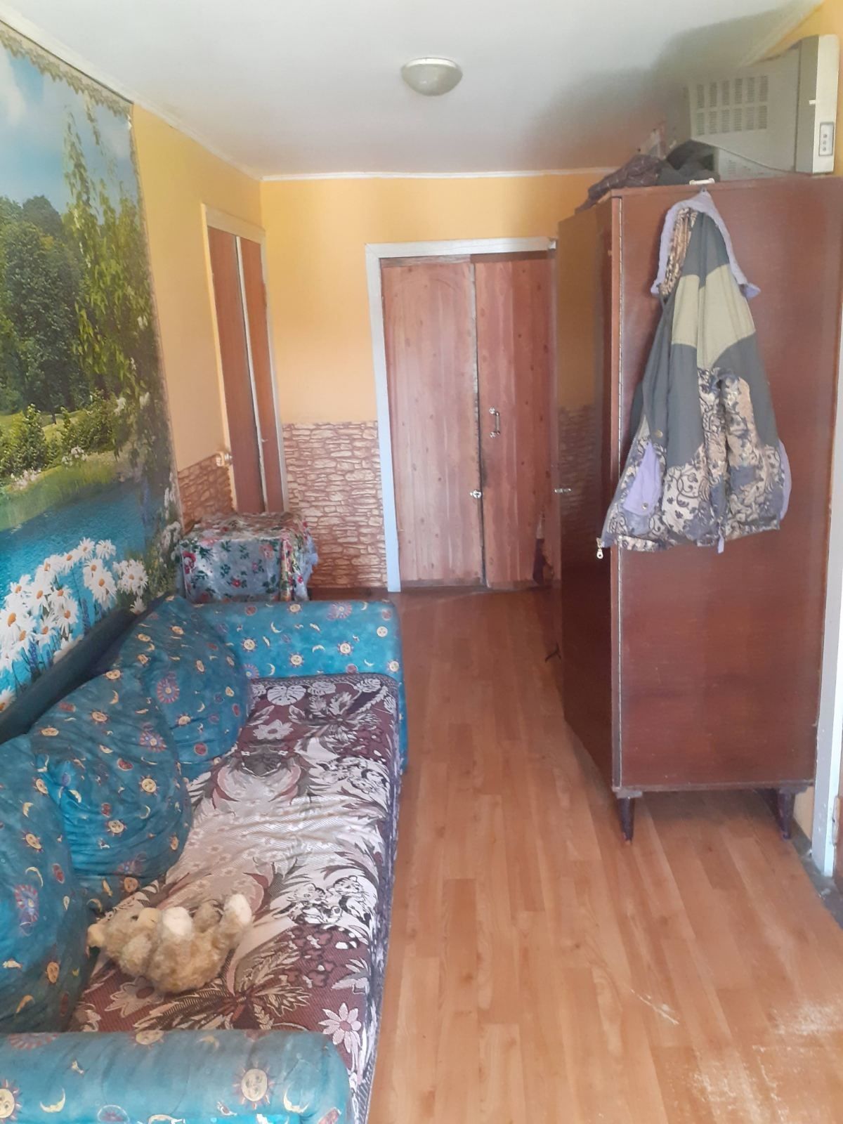 Продам дім ,район дружби гали