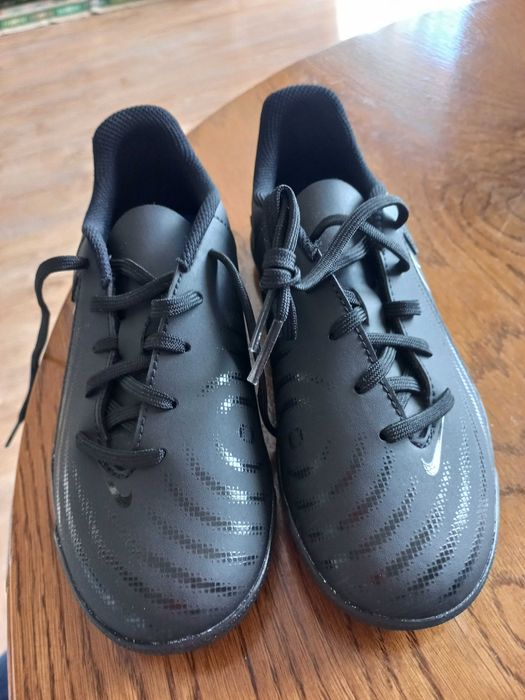Halówki do piłki nożnej Nike nr.33,5 Nr,wkadki 21