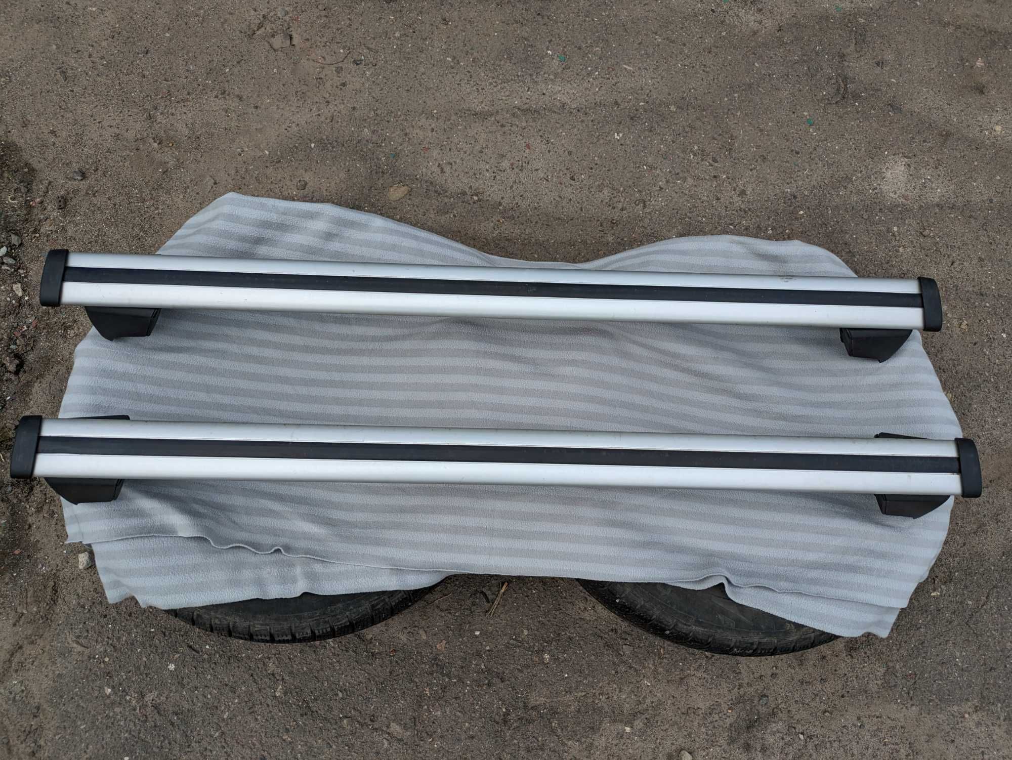 Комплект рейлінгів даху Volkswagen AUDI Q5 8R0071151F багажник на дах