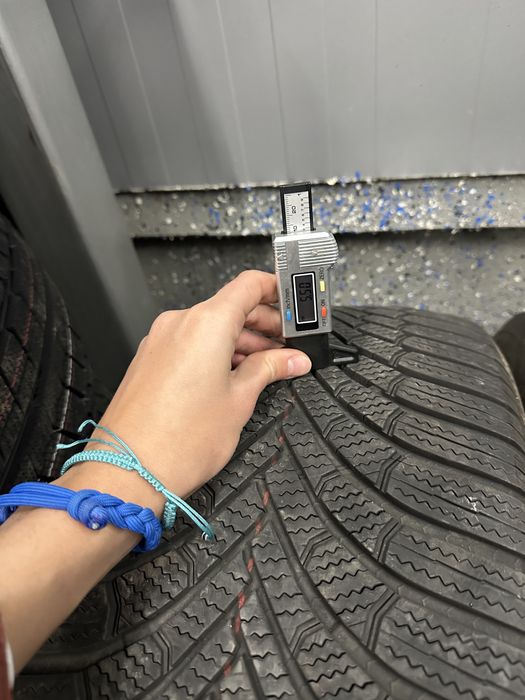 255/50/19 bridgestone