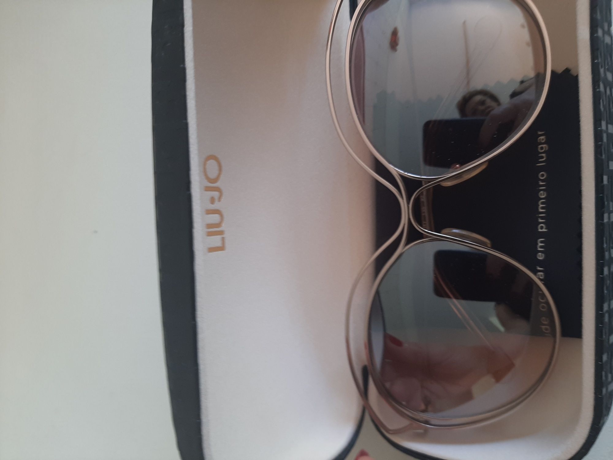Oculos Liu-jo novos