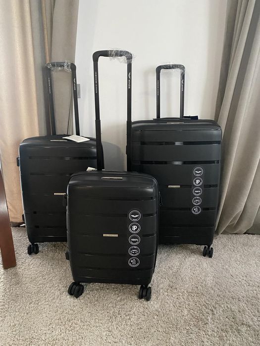 Чемодан валіза полипропилен Wings  SPARROW