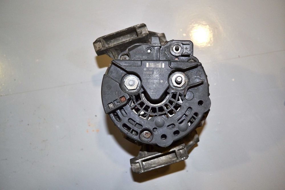 Генератор Alfa Romeo 159  05-11 Brera 06- Spider 06- 14v 120A Bosch