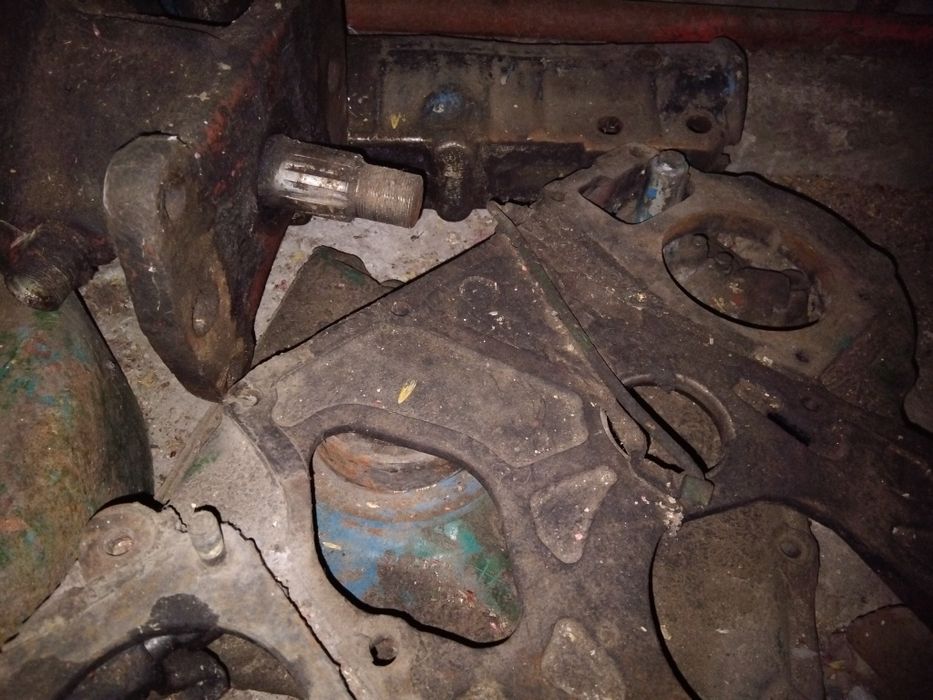 Продам деталі до мтз,юмз