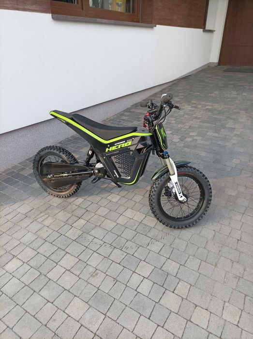 Kuberg Cross hero - elektryczny, europejski super motorek dla dzieci