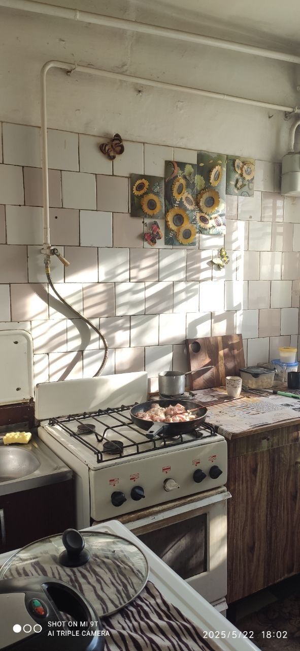 Продам квартиру 60.1 кв. м.