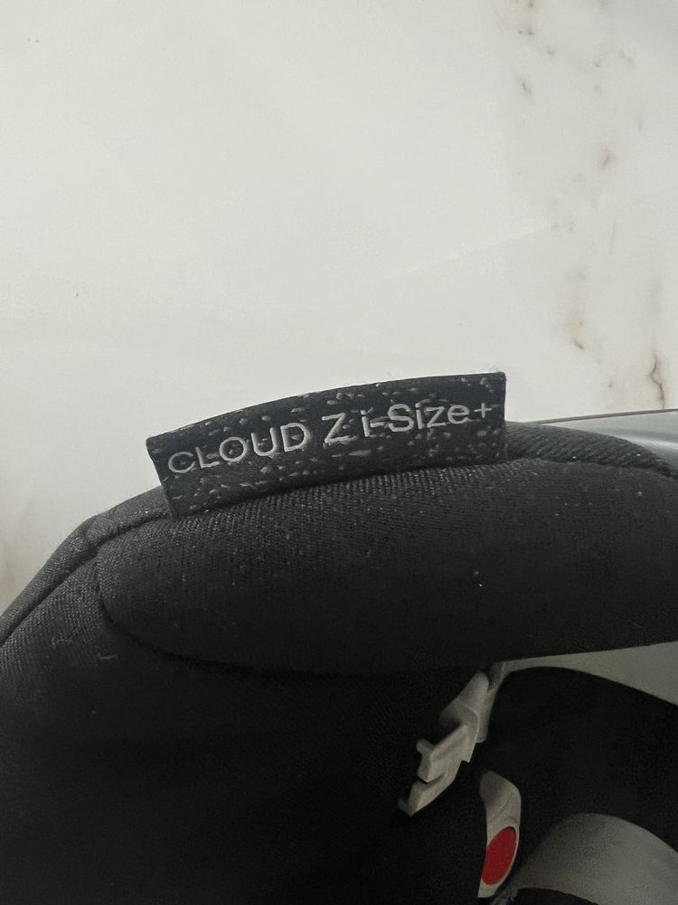 Cybex cloud z i-size